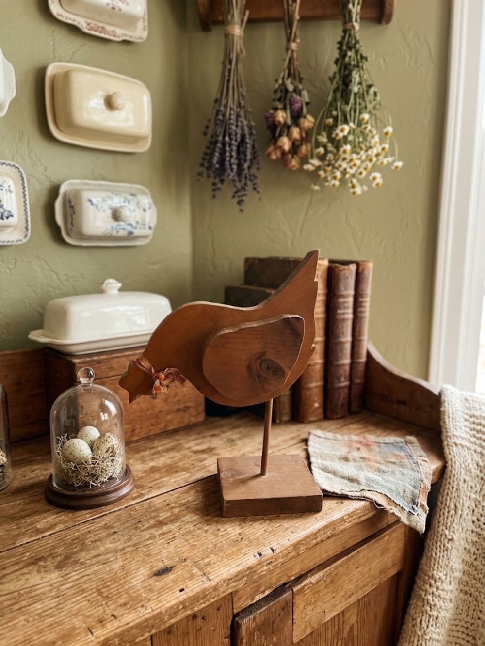 Wooden Chicken Sculpture